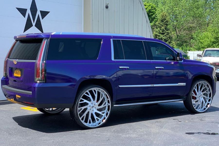  Cadillac Escalade ESV on Forgiato Wheels (Sincro) 2019 года  (фото 3 из 4)